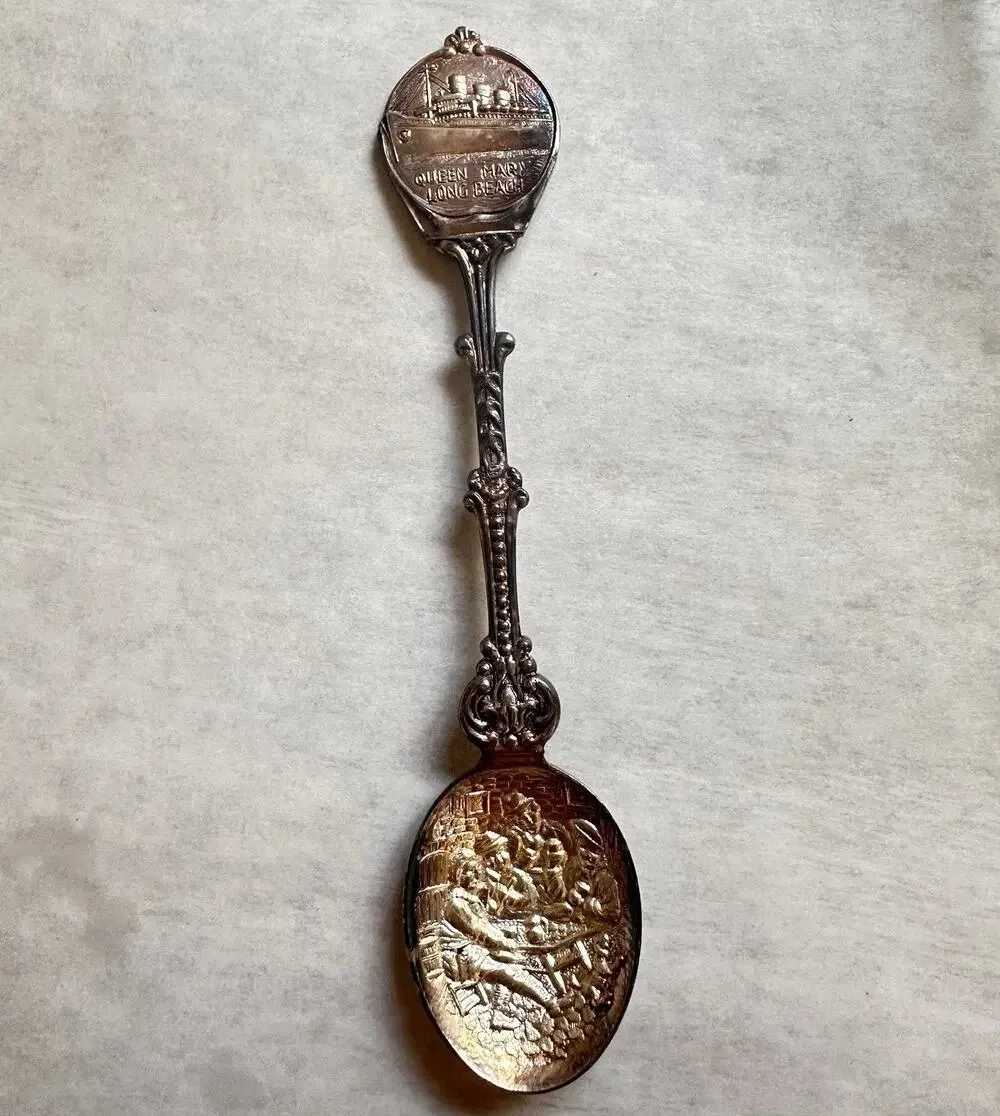 V10 Vintage Souvenir Queen Mary Long Beach Collectible Spoon 4